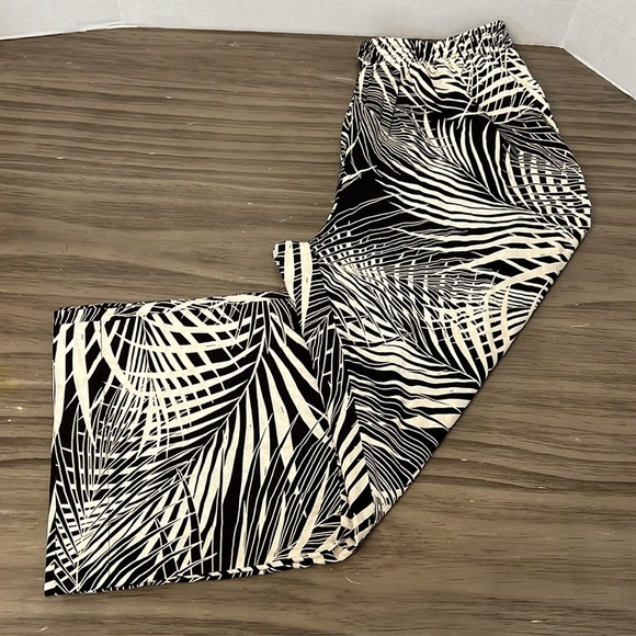 PANAMA JACK LINEN CROPPED WIDE LEG PANTS - Picture 1 of 14